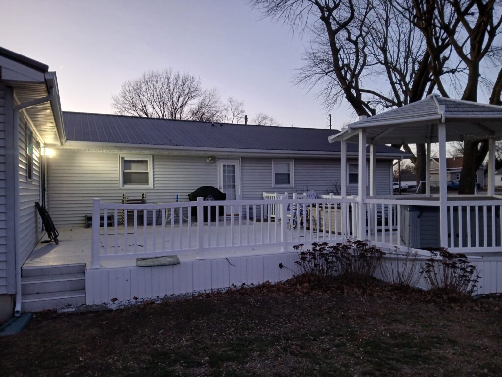 Gutter-Gear Champaign, Mattoon, Urbana, Charleston IL Gutters and Gutter Cover, Gutter Guards 217-205-1028