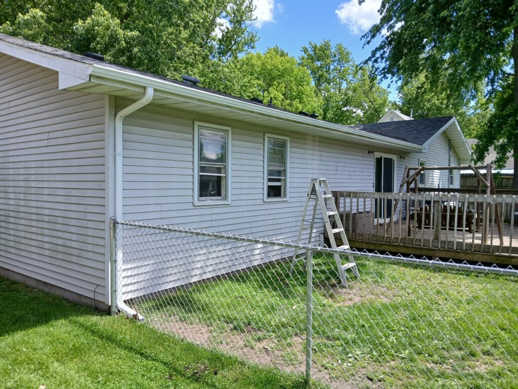 Gutter-Gear Job In Moweaqua